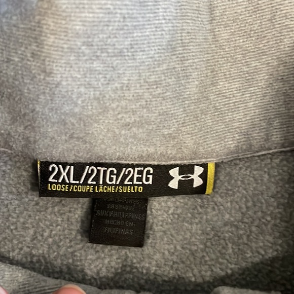 Under Armour loose 2XL cold gear gray zip pullover. - Picture 2 of 7